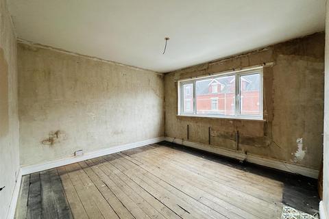 4 bedroom terraced house for sale, Marshfield Avenue, Goole