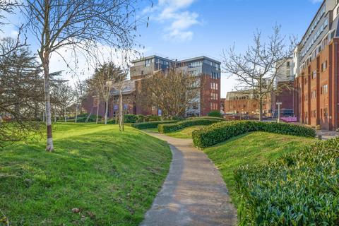 undefined, Thames Street, Staines-upon-Thames, TW18