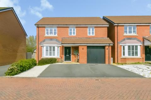 4 bedroom detached house for sale, Railway Road, Rhoose, Barry