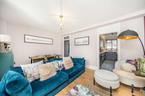 2 bedroom flat to rent, Stockwell Road, London SW9