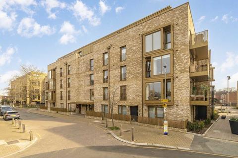 2 bedroom flat to rent, Atheldene Road, LONDON SW18