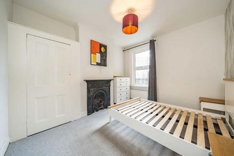 1 bedroom flat to rent, Hambro Road, London SW16