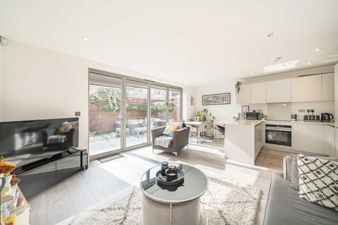 2 bedroom terraced house for sale, Graveney Mews, Mitcham CR4