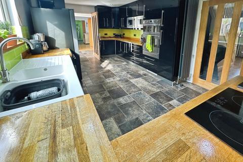 undefined, Hopwood Lane, Burton-on-Trent, DE14