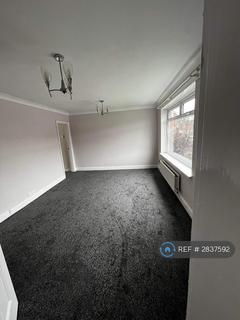 4 bedroom semi-detached house to rent, South Lea, Durham, DH7