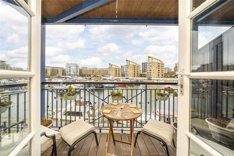 1 bedroom flat for sale, Drake House, 4 Victory Place, London, E14