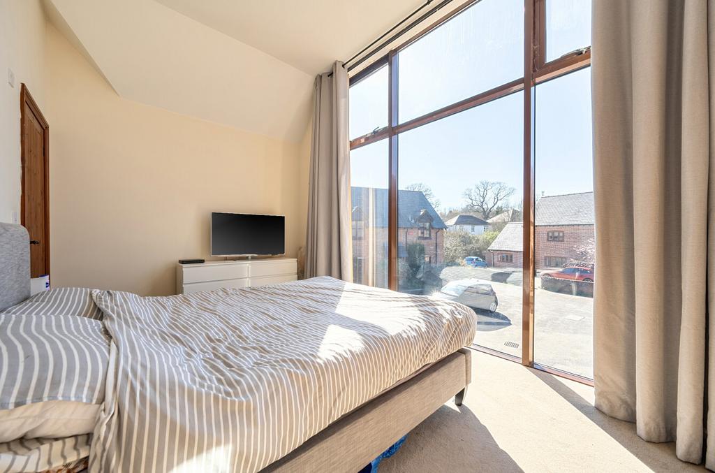 1425757-19-69bab6...