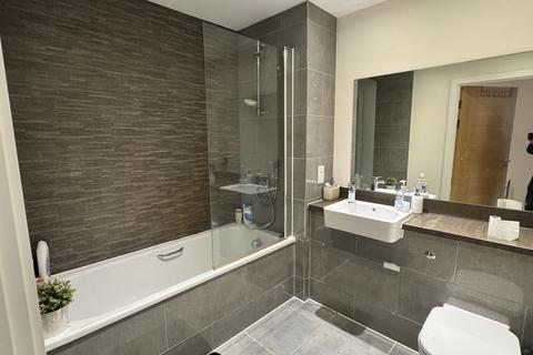 1 bedroom flat to rent, Potato Wharf, Manchester M3