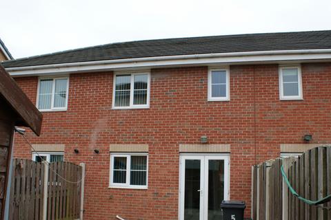 3 bedroom terraced house to rent, 5 West End Terrace, New Rossington, Doncaster