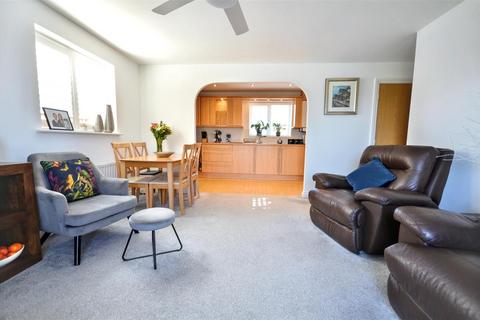 undefined, Trent Bridge Close, Trentham