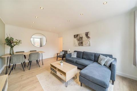 2 bedroom flat for sale, Northbourne Road, London SW4