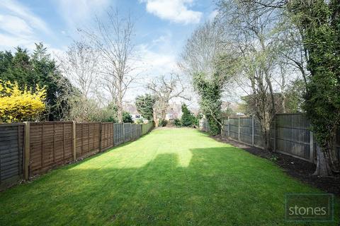 undefined, Lyndhurst Gardens, London, N3