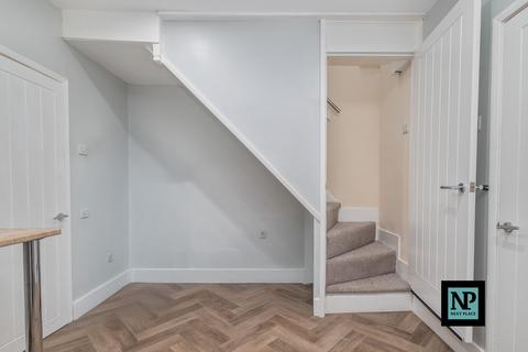 undefined, John Street, Tamworth, B77