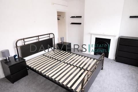 2 bedroom terraced house to rent, Rydal Street, Leicester LE2