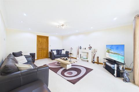 4 bedroom detached house for sale, The Street, Bintree, Dereham