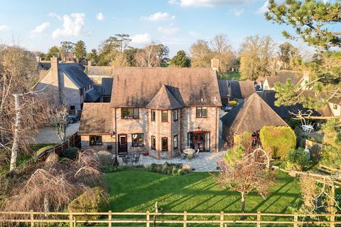 undefined, School Close, Keevil