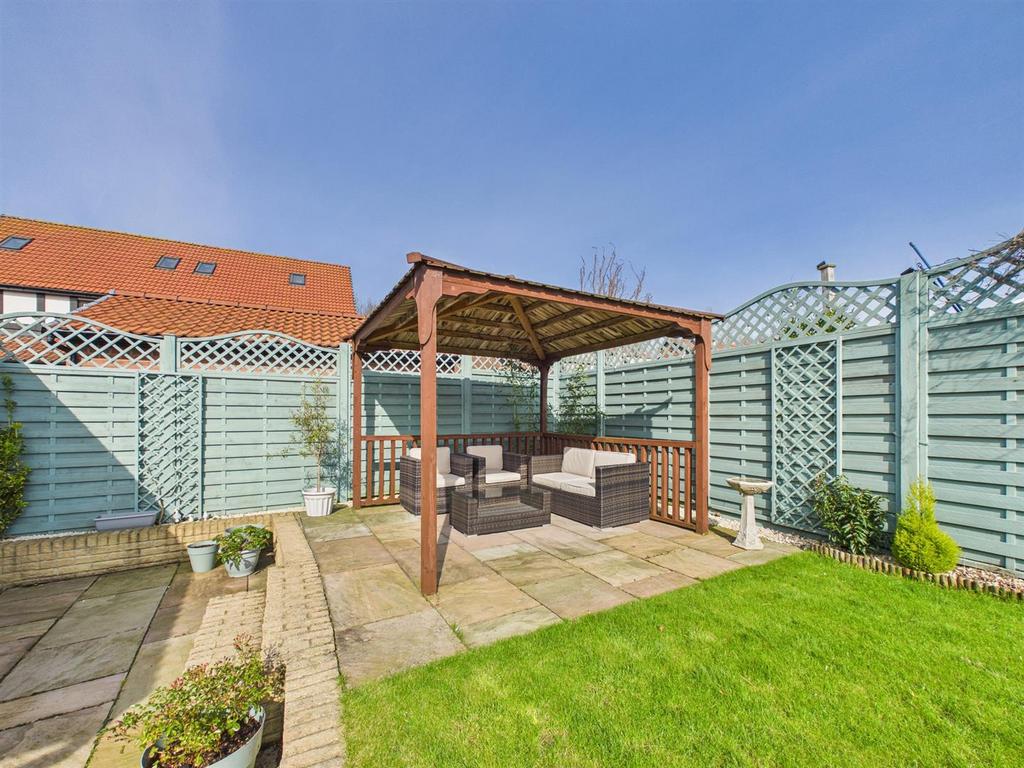 Garden 2.jpg