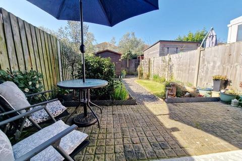 2 bedroom terraced house for sale, Teal Avenue, Chelmsford CM3