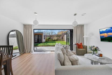 2 bedroom semi-detached house for sale, Chapel Hill, Stansted
