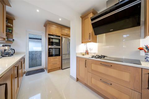4 bedroom detached house for sale, Knoll Rise, Orpington