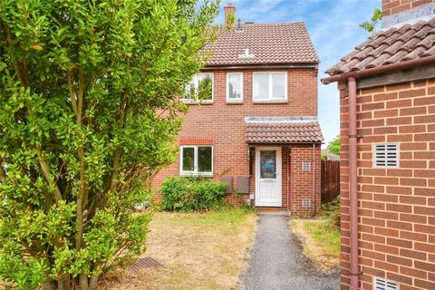 3 bedroom semi-detached house for sale, Rochford Gardens, Bicester