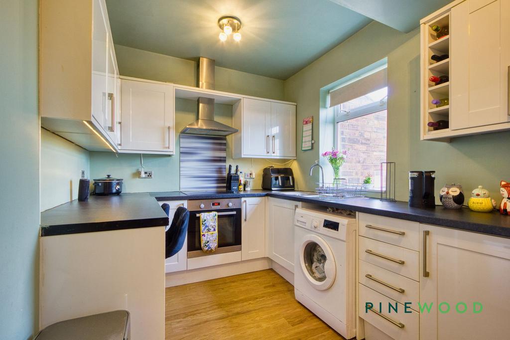 Kitchen / Breakfast Room