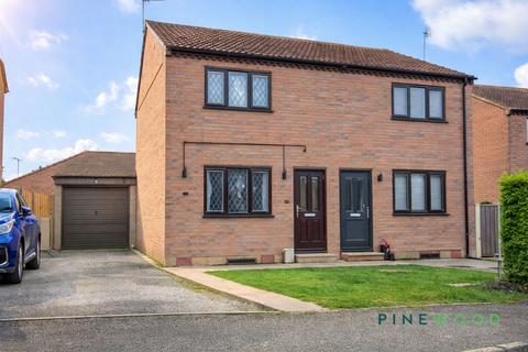 2 bedroom semi-detached house for sale, Severn Crescent, Chesterfield S42