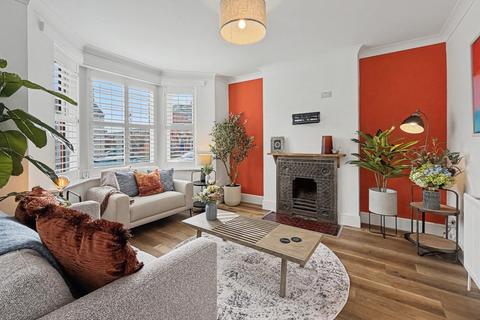 undefined, 2  Badby Road, Daventry, NN11 4AW