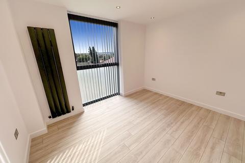 1 bedroom apartment to rent, Hillman House, Farnham Road, Slough, Berkshire, SL2