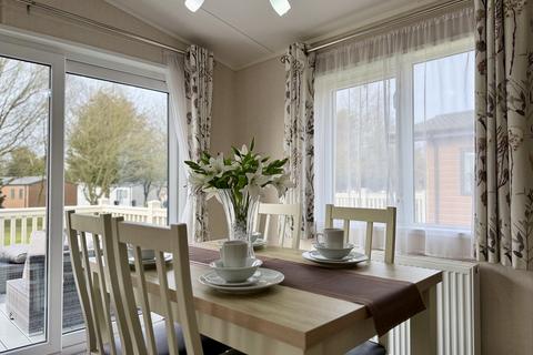 2 bedroom lodge for sale, York YO42