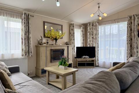 2 bedroom lodge for sale, York YO42
