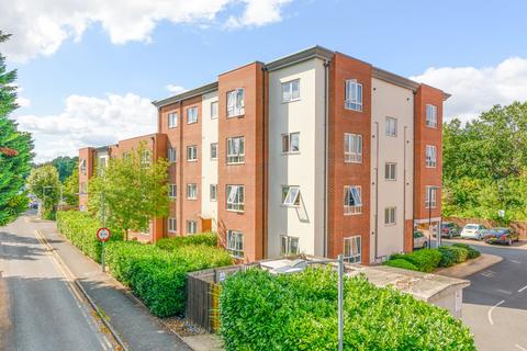 2 bedroom flat for sale, Mayfield Road, Walton-on-Thames, KT12