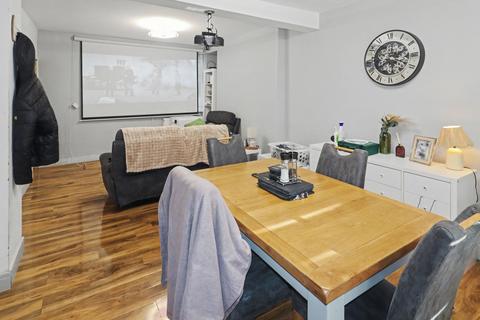 undefined, Bargoed CF81