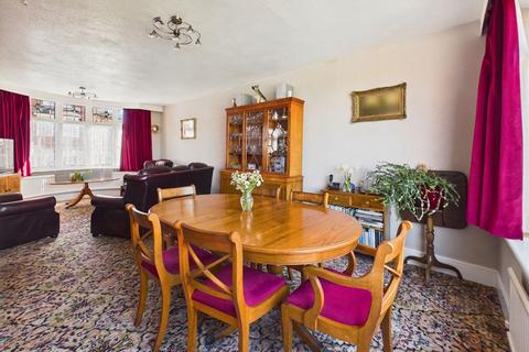 undefined, Sunnydale Road, Nottingham