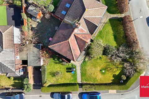 3 bedroom semi-detached house for sale, Runnymeade, Salford, M6