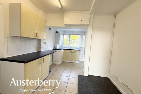 3 bedroom townhouse to rent, Broadway, Stoke-On-Trent ST3