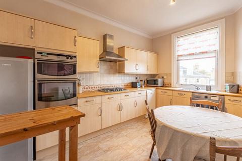 2 bedroom flat to rent, 1142L Ferry Road, Edinburgh, EH5 3NP