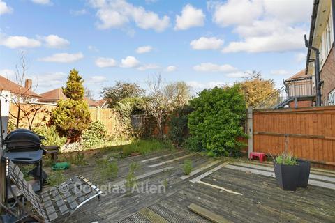 2 bedroom ground floor flat for sale, Tollgate Road, London