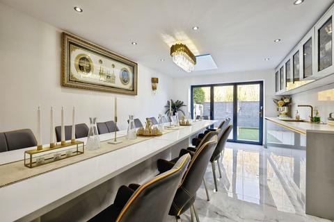 5 bedroom detached house for sale, Home Farm Close, Little Billing, Northampton