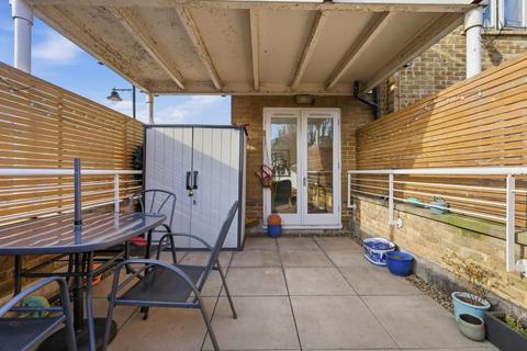 undefined, Colchester House, Bow