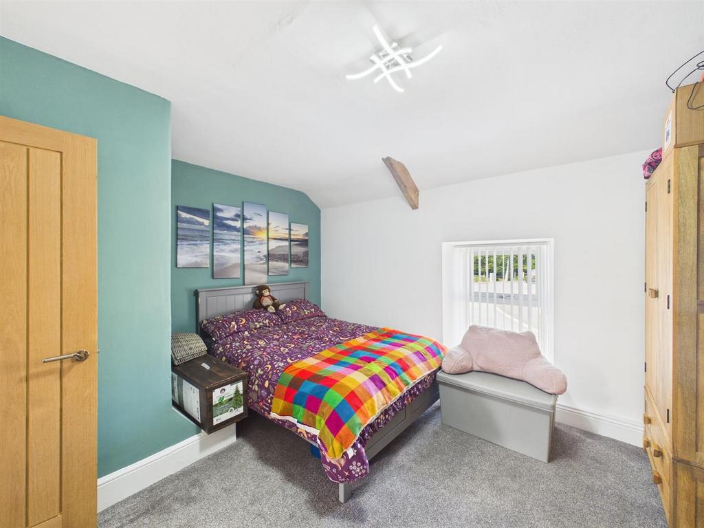 CAM04045 G0-PR0078-STILL015.jpg