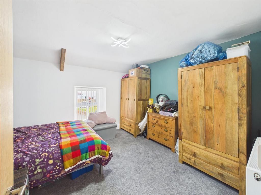 CAM04045 G0-PR0078-STILL016.jpg