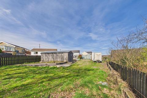 undefined, Hendre Road, Capel Hendre, Ammanford