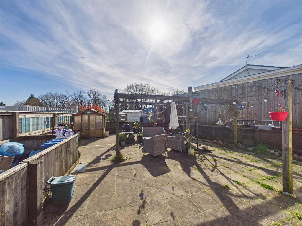 CAM04045 G0-PR0078-STILL027.jpg