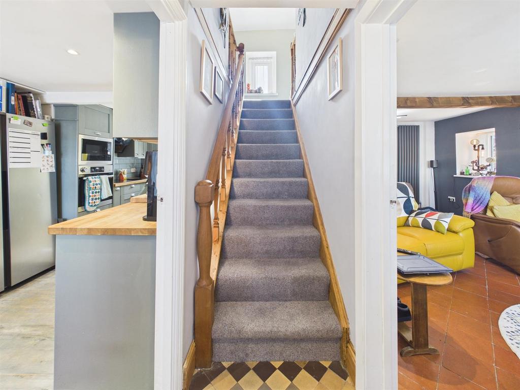 CAM04045 G0-PR0078-STILL001.jpg