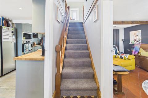 undefined, Hendre Road, Capel Hendre, Ammanford