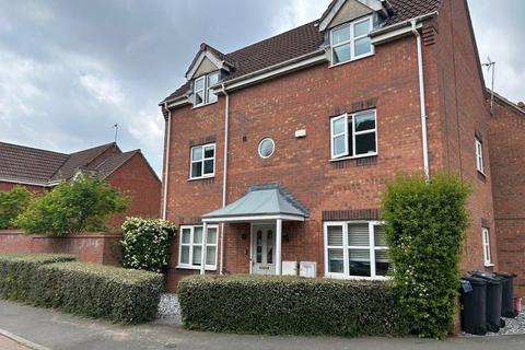 4 bedroom detached house to rent, Harker Drive, Coalville, LE67
