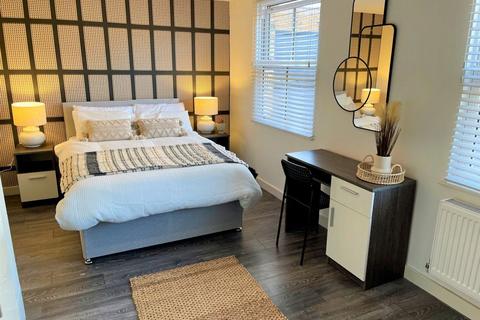 undefined, Room 4, Flat 4, Priestgate, Peterborough, PE1 1JL