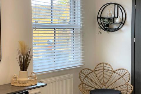 undefined, Room 4, Flat 4, Priestgate, Peterborough, PE1 1JL