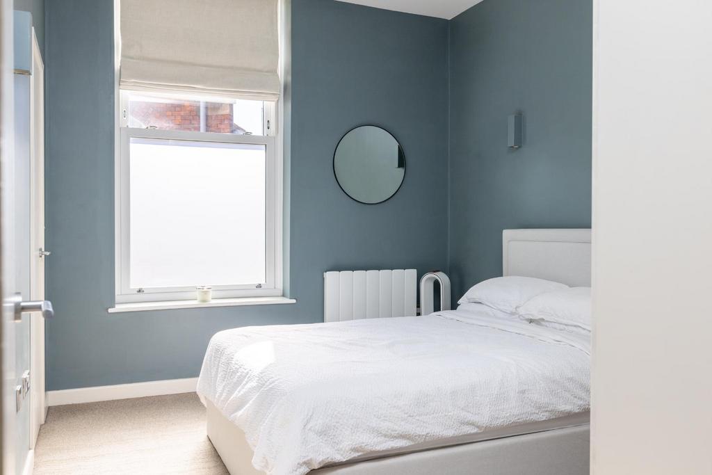 Flat 1 The Bank-1.jpg